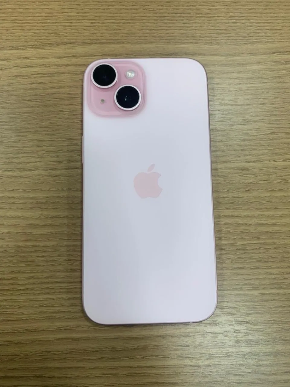 iPhone 15 128 GB
