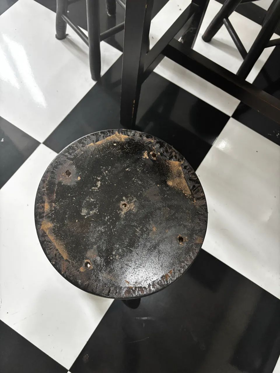 Table with 4 Benches64739861208322120