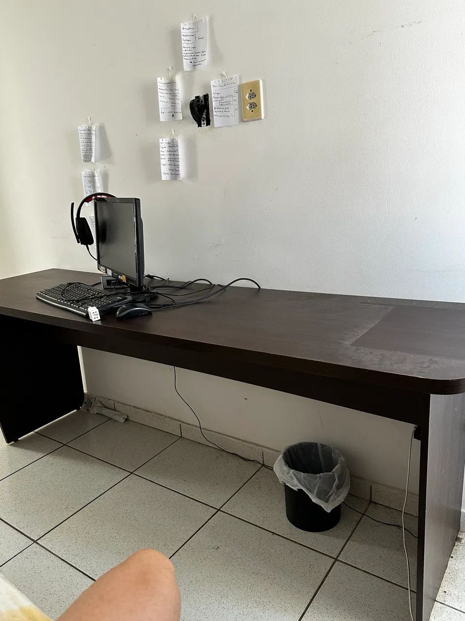 VENDO BANCADA PARA QUARTO/ ESCRITÓRIO 