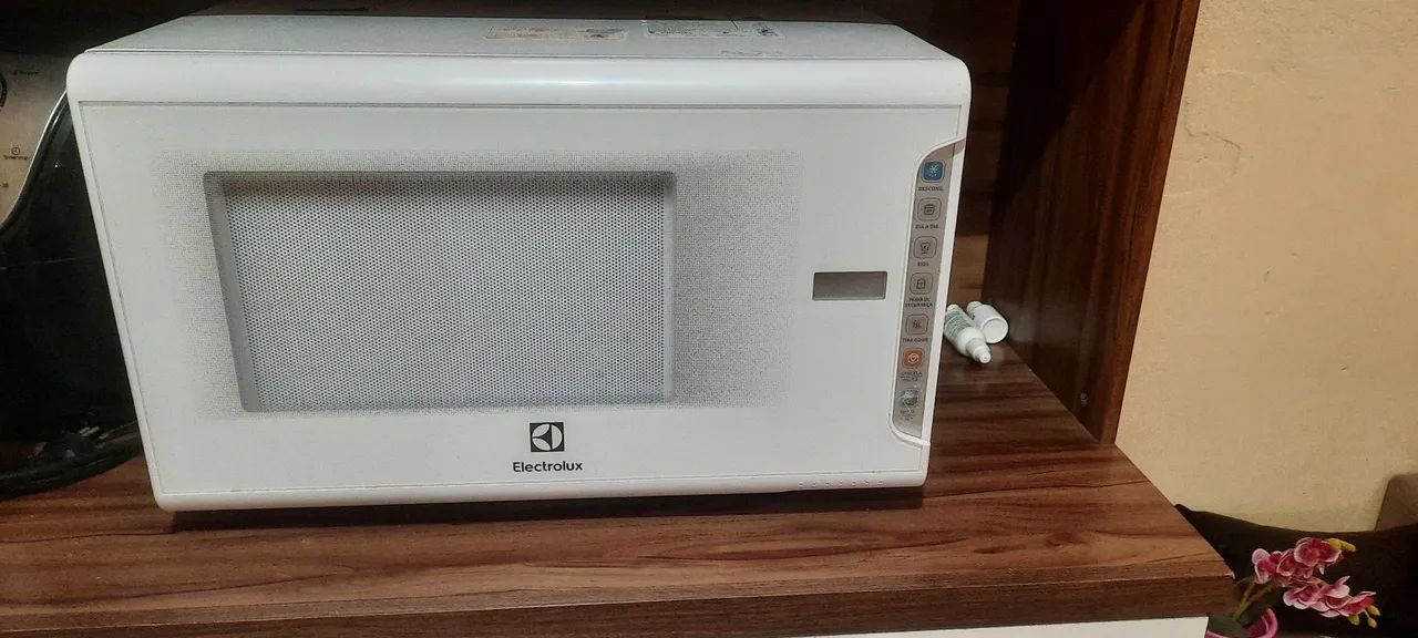 Micro-ondas Electrolux em ótimo estado