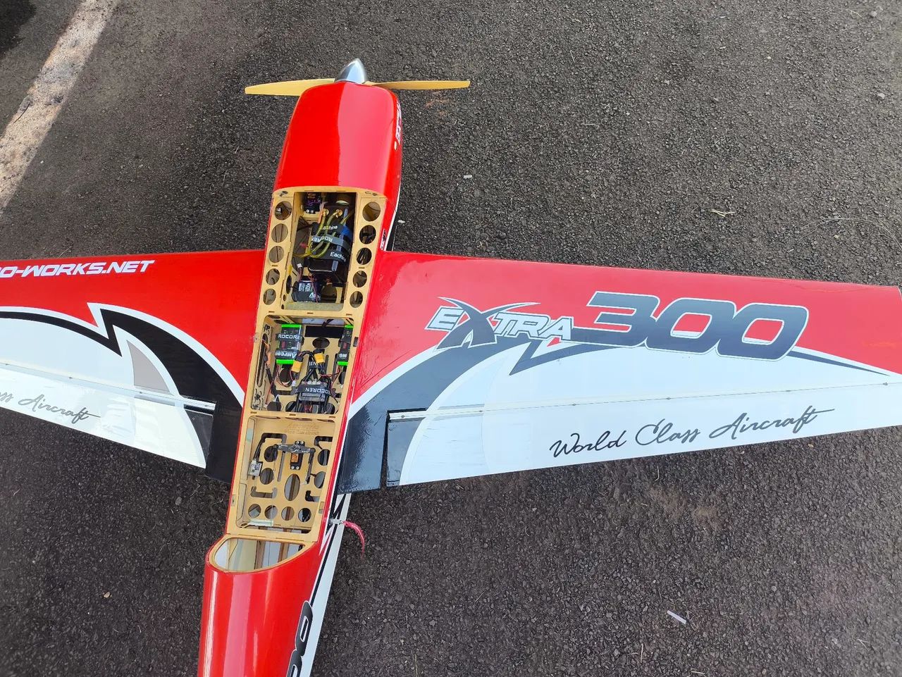 Aeromodelo extra aeroworks 50cc  - Foto 3