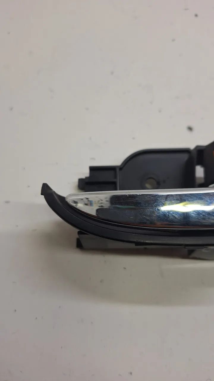 Maçaneta Interna Dianteira Lado Direita Toyota Etios 2017 Dianteira - Foto 2