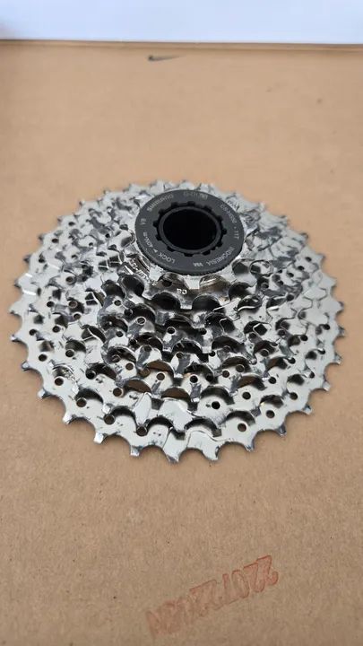 Cassete Shimano Claris modelo CS HG 50 8V 11 - 32 dentes