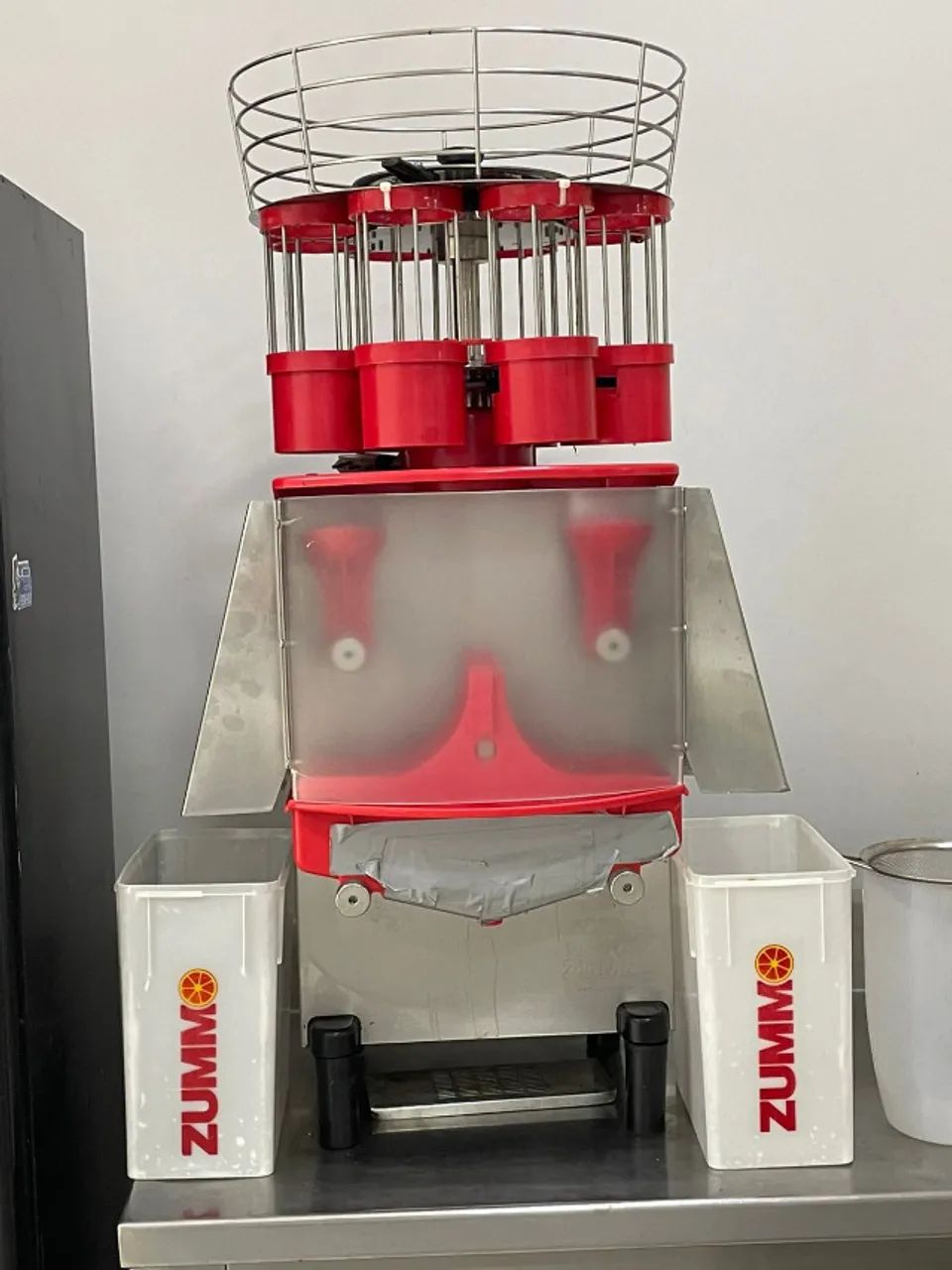 Maquina De Suco Zummo Z08