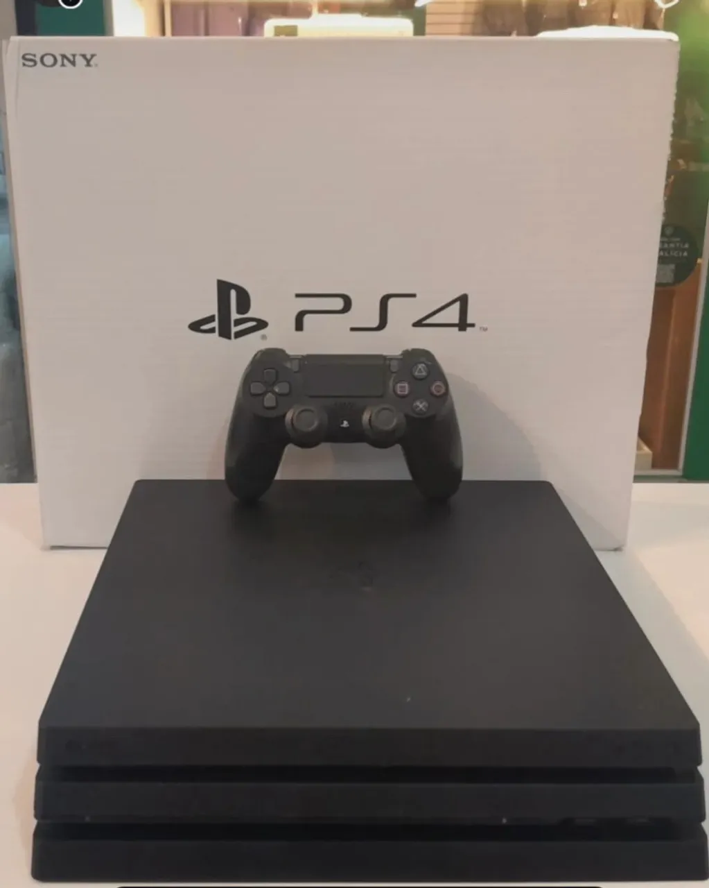 Ps4 Pró 1Tb 4K+ Jogo com 03 Meses de Garantia Loja
