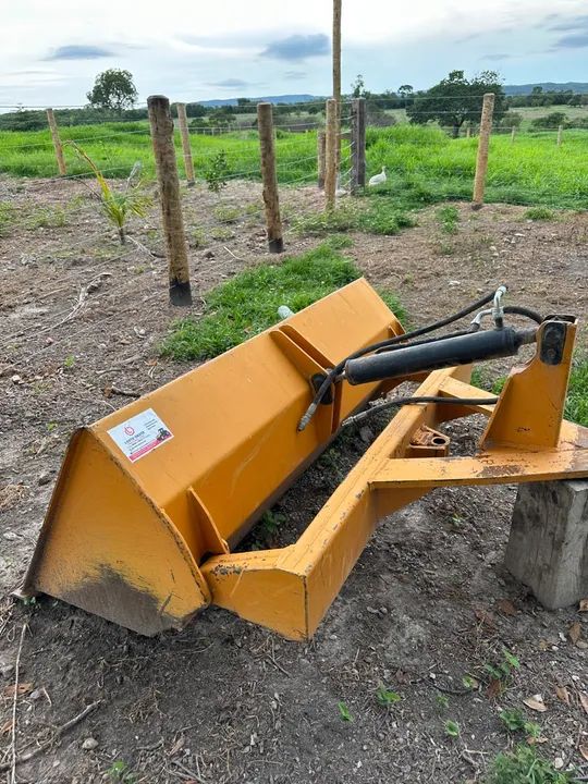 Trator Valtra Bm 110 ano 2014  - Foto 3