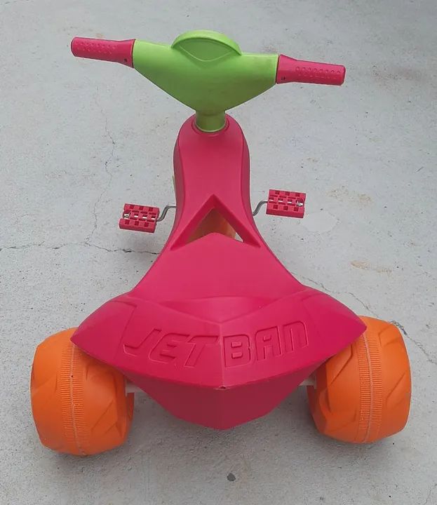 Tricycle Infantil - Vermelho, Verde e Laranja - Foto 2