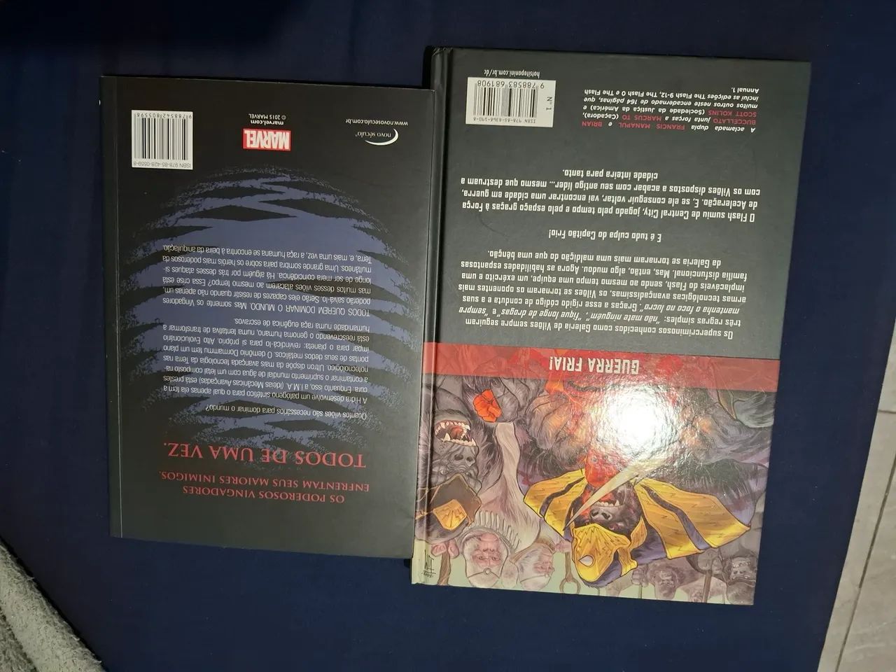 HQ Flash e Livro Vingadores - Foto 2