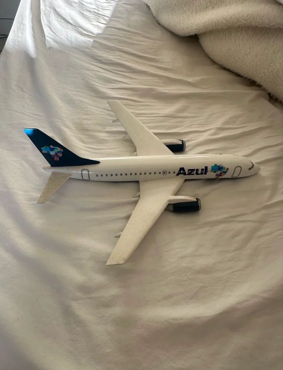 avião da Azul Linhas Aéreas - maquete/miniatura grande - Foto 2