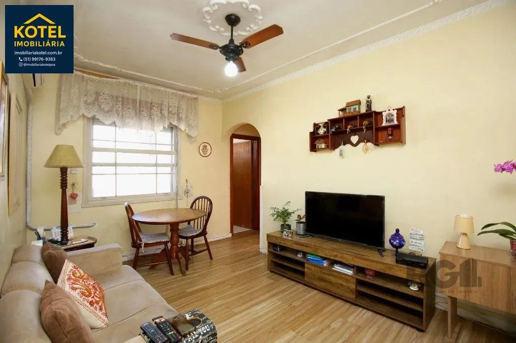 Apartamento de 02 dormitórios no Bairro Moinhos de Vento