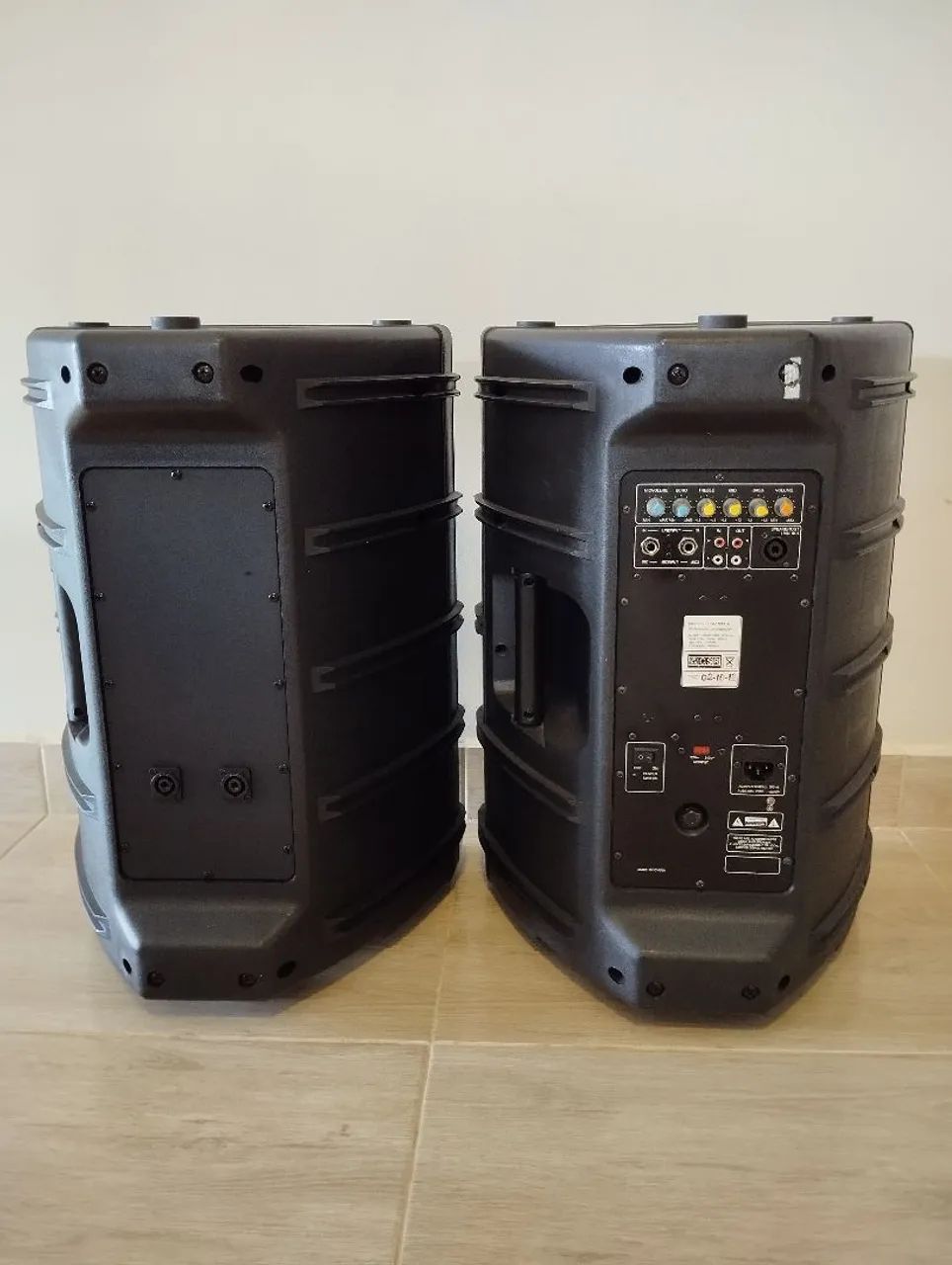 02 Caixas de som CSR 3000 a/p - Foto 4