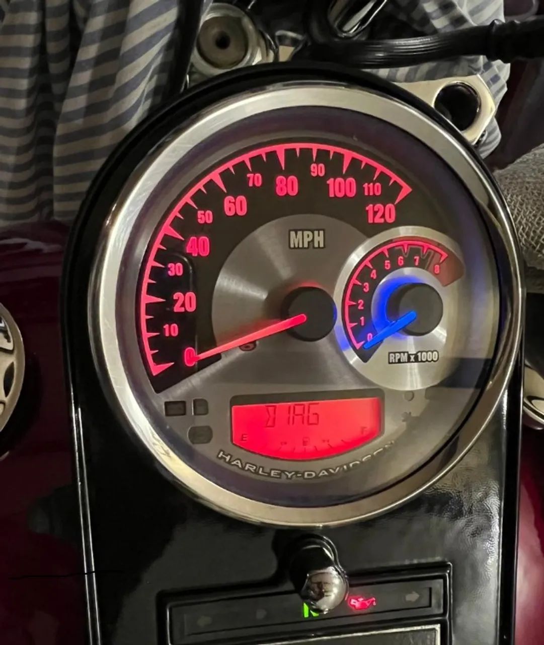 Velocímetro, rpm, indicador de marcha e combustível original HD