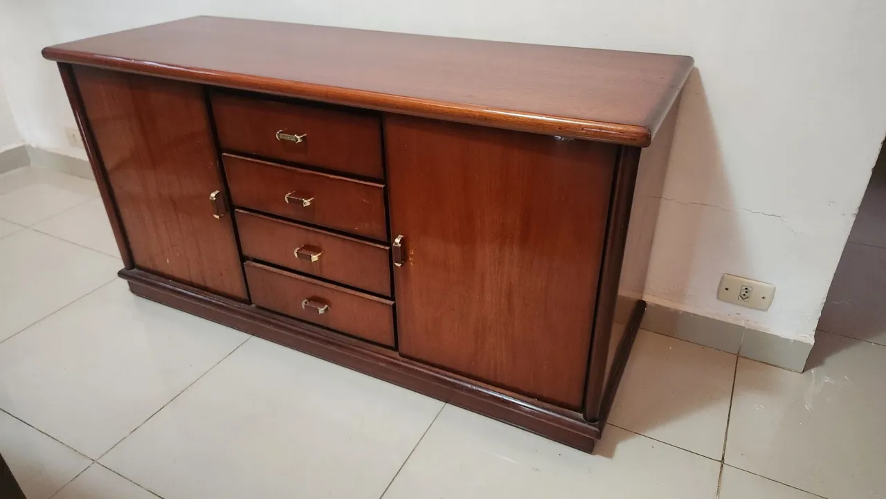 Buffet mogno macico
