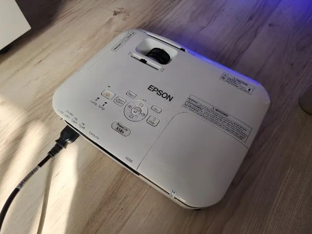 Projetor Epson Powerlite X14+ - 3000 Lumens - Com Controle  - Foto 2