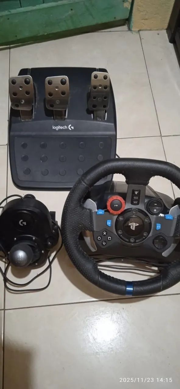 console em perfeito estado 