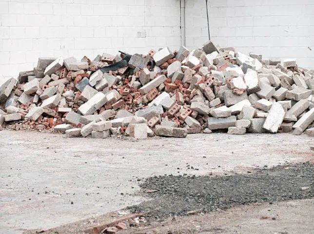 CACO DE ENTULHO DE OBRA65138119799555120