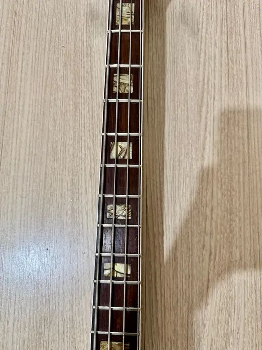 Baixo Giannini SG década 70 raríssimo  - Foto 3