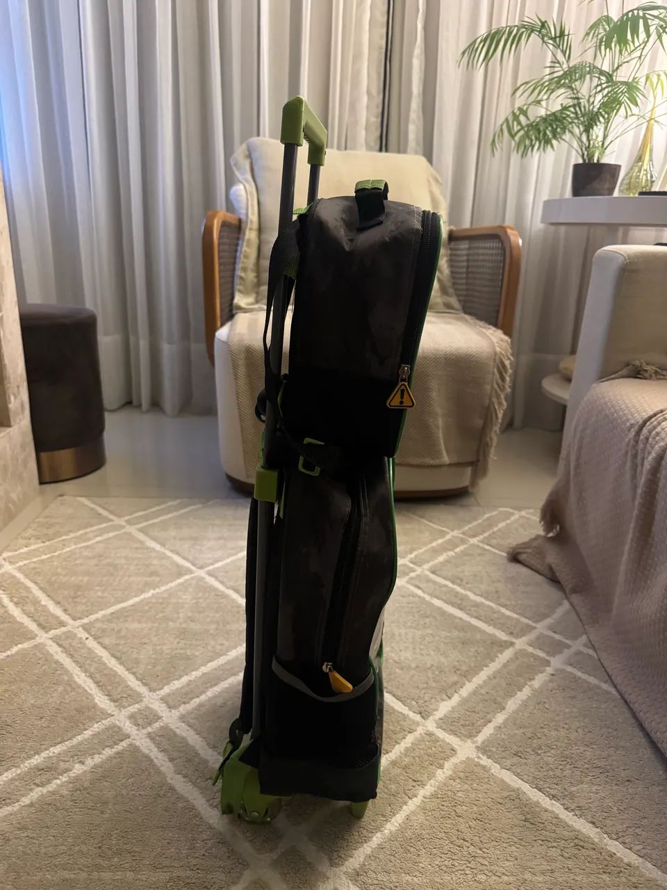 Mochila+lancheira+estojo ótimo estado  - Foto 4