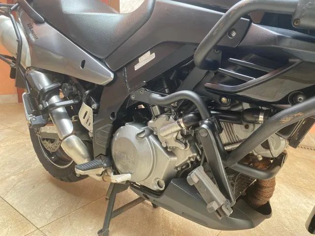 VENDO DL 1000 V-STROM. REVISADA a toda prova.  - Foto 9