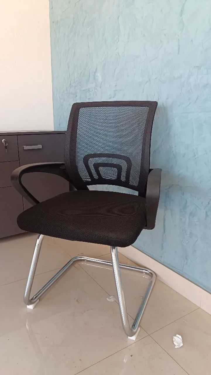 Cadeira de Escritório - Semi Nova