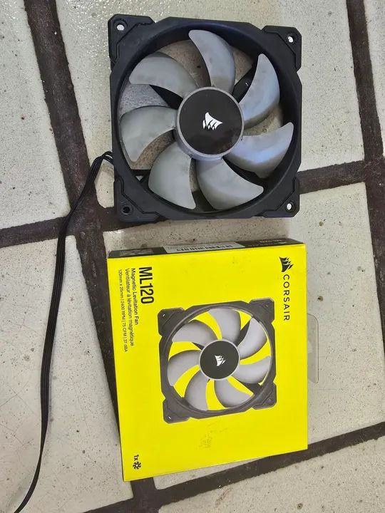 Cooler Corsair ML120