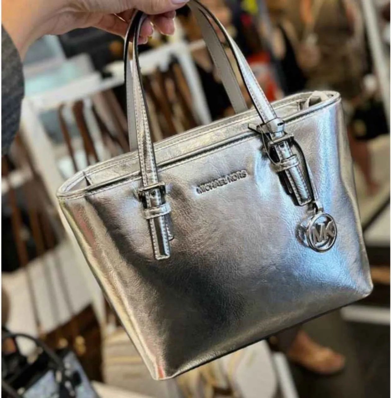(NOVA!) BOLSA MICHAEL KORS CROSSBODY PRATA METALIZADA