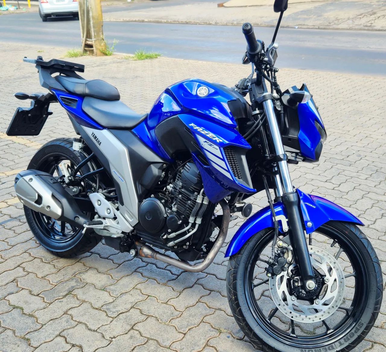 FZ25 2023 250cc apenas 11000km Yamaha