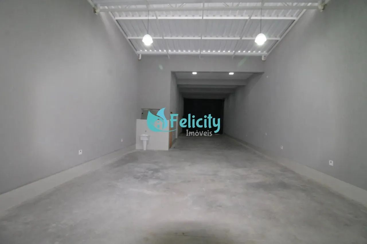 Galpão com 300m2, 3 vagas, 2 banheiro, 2 copas na Vila Anastácio - Foto 2