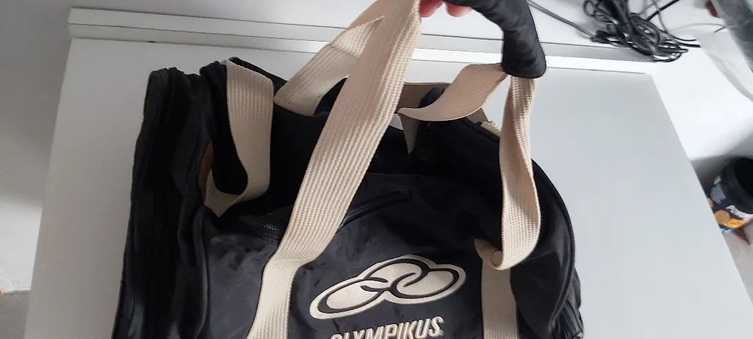 Bolsa Olympikus, para suas viagens ou academia. Ideal para seus finais de semana. - Foto 2