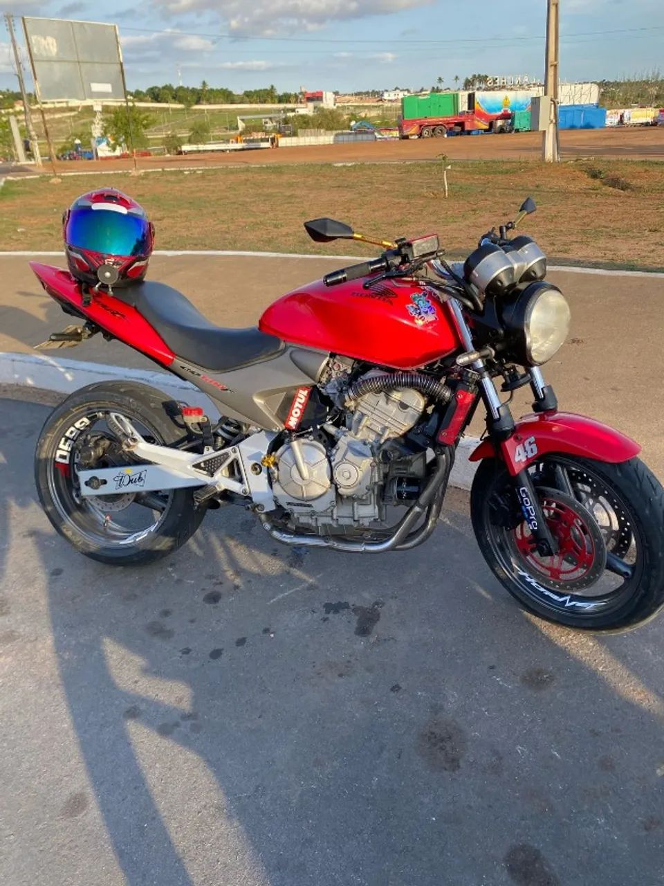 Cb 600 F hornet carburada 