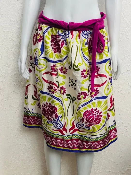 saia zara trf tamanho m estampada ótimo estado - Foto 2