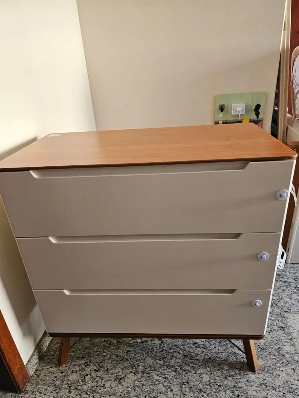 Cômoda Infantil Moderna com 3 Gavetas