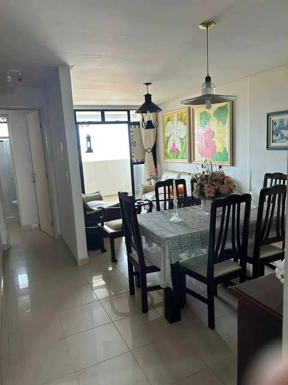 ALUGA-SE excelente apartamento mobiliado, medindo 85m2 no bairro do Bessa, Joao Pessoa/PB.