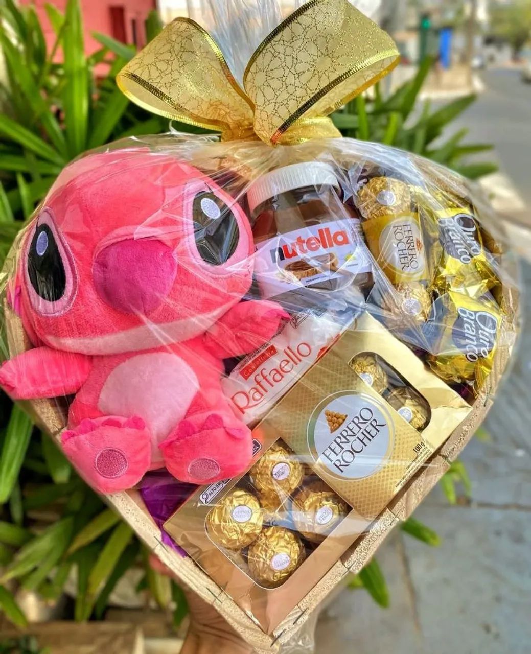 Cesta Presente Decorativa Stitch + Doces