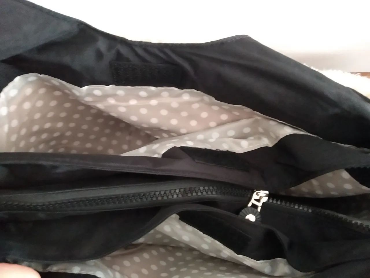 Bolsa esportiva preta importada e impermeável grande - Foto 3