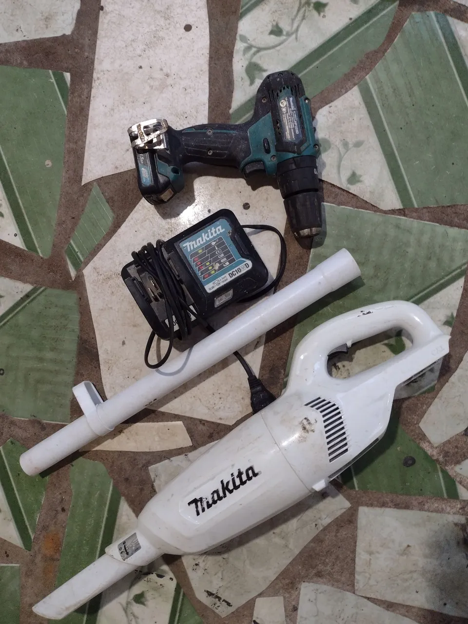Kit de ferramentas Makita parafusadeira profissional e aspirador de pó