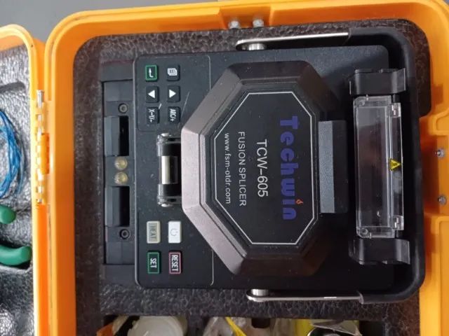 MÁQUINA DE FUSÃO DE FIBRA - Foto 2