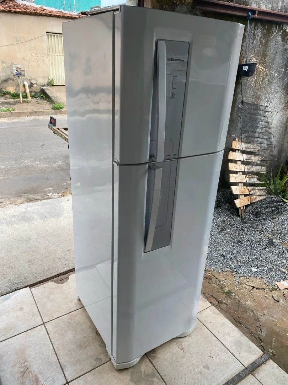 Geladeira Duplex Electrolux Frost Free 350 litros  - Foto 2