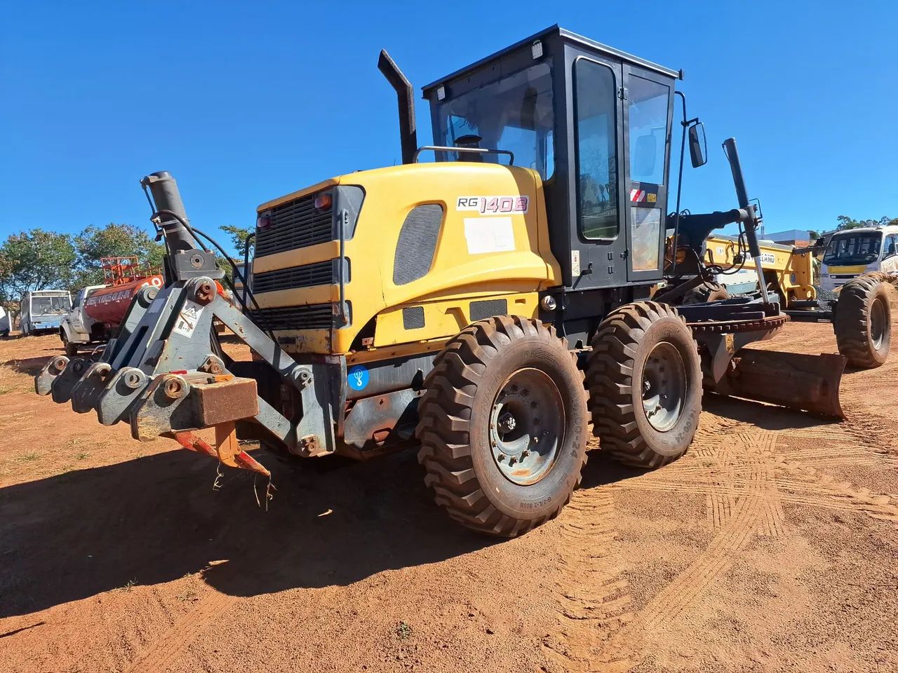 Motoniveladora New Holland - Foto 4