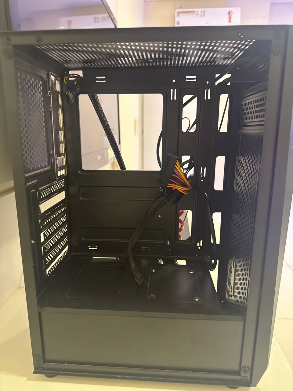 Gabinete hayom  - Foto 3