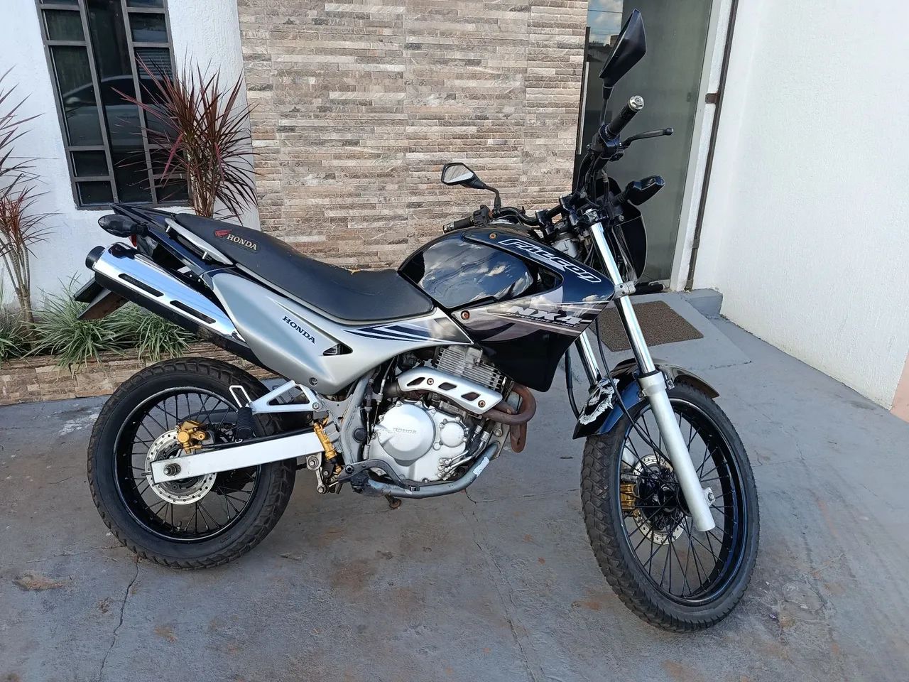Falcon NX400 2008