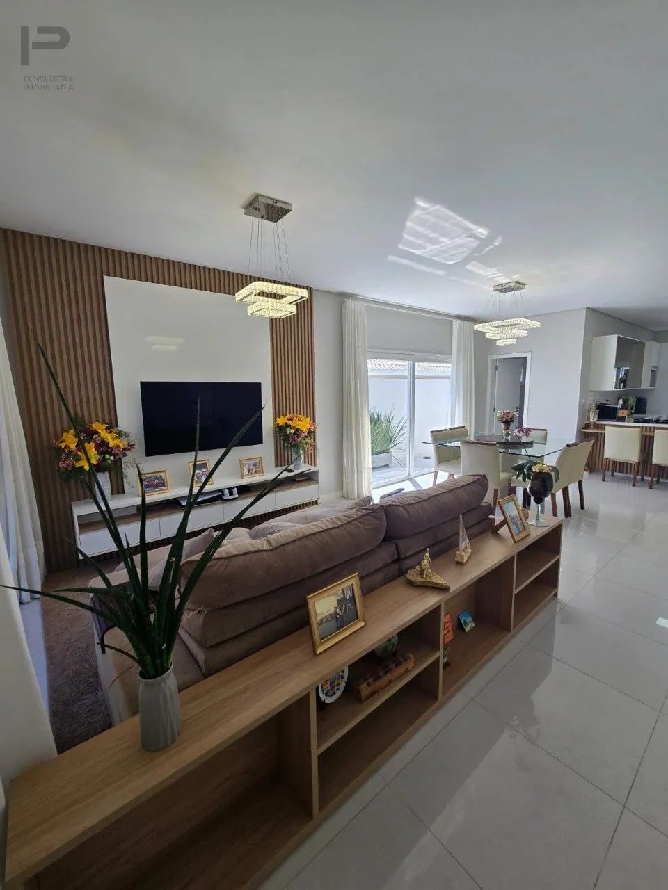 Casa com 1 suíte e 2 Demi suítes no bairro Pedra Branca - Foto 4