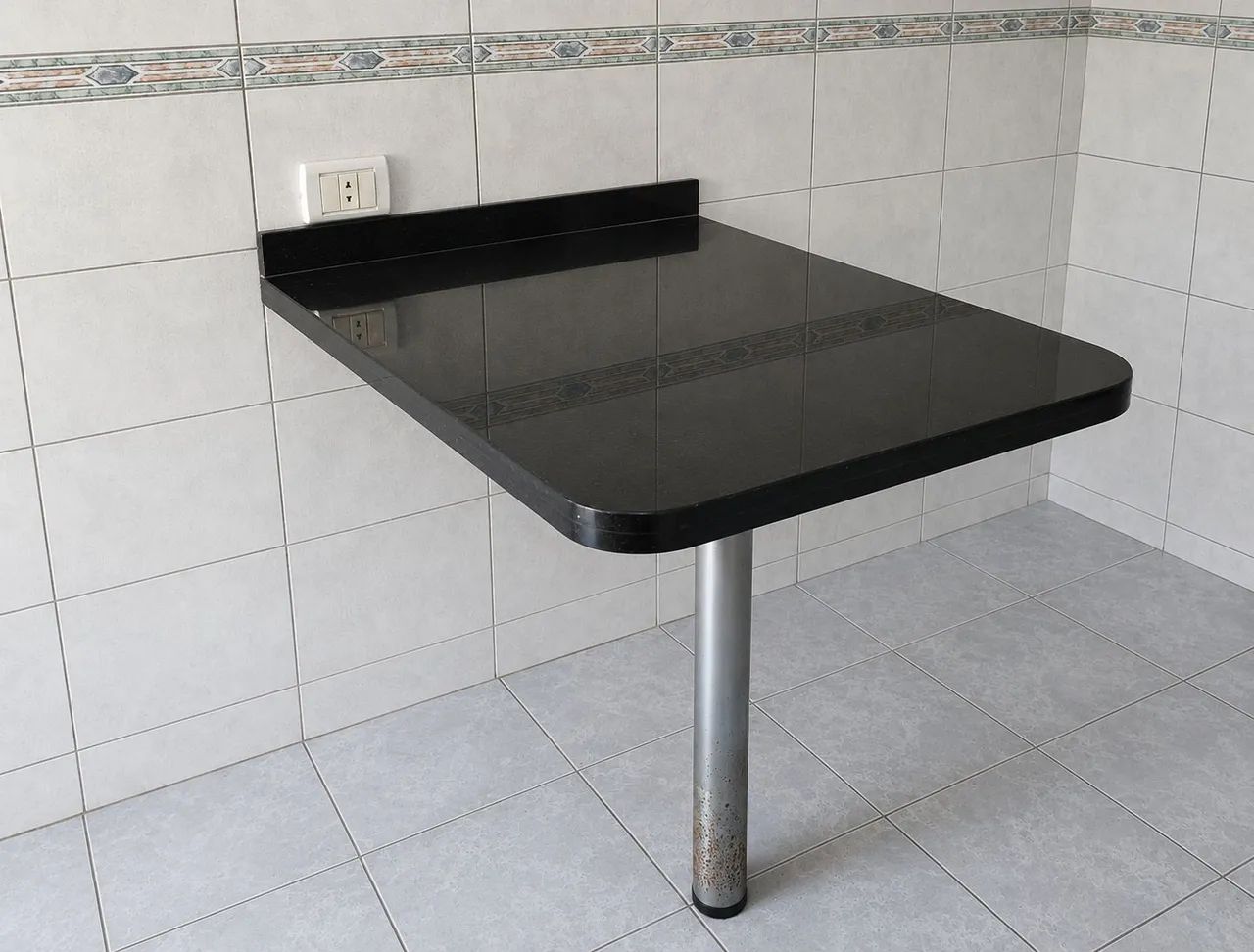 Mesa de granito 0,80 x 1,00 m
