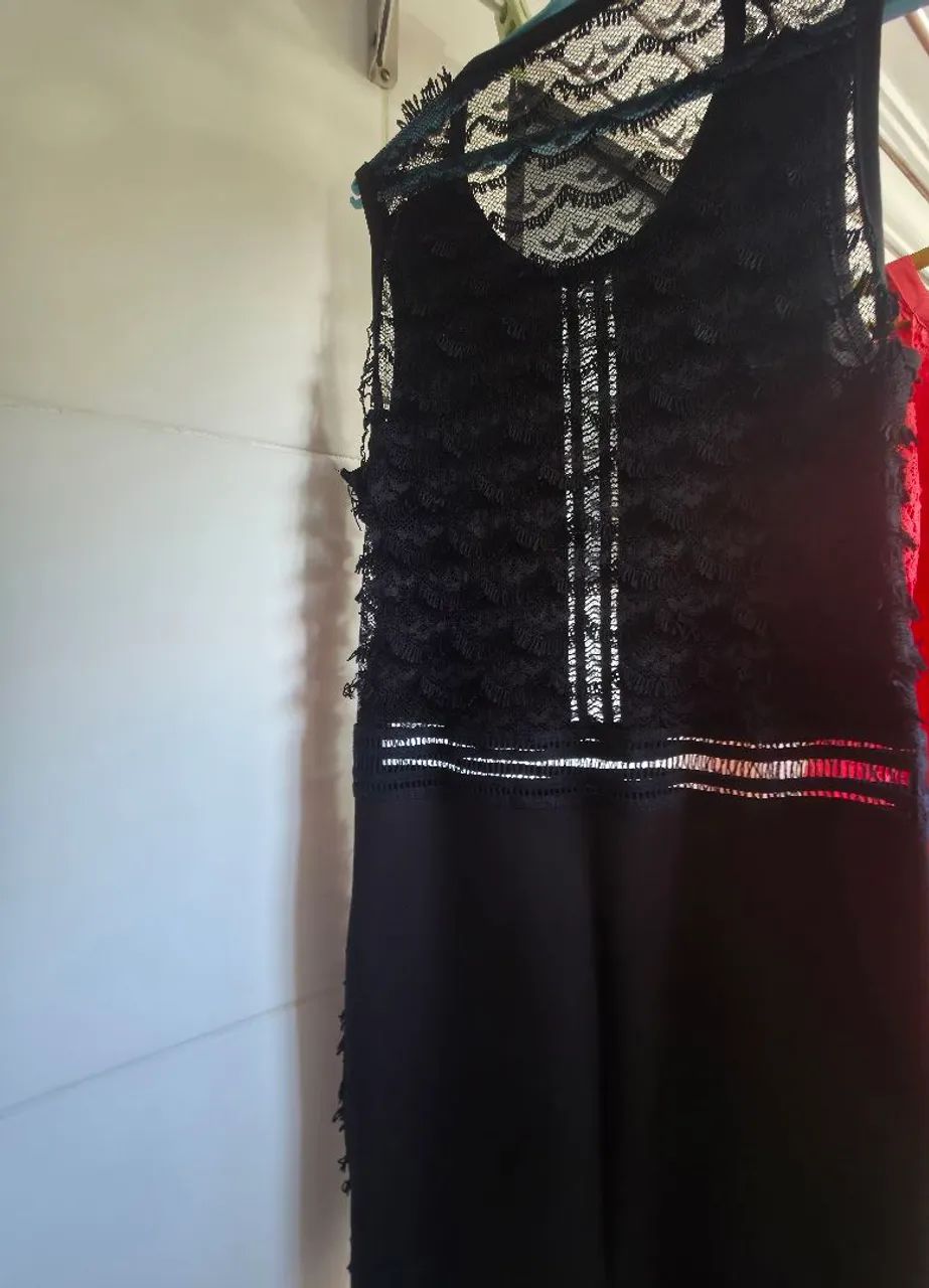 Vestido preto de renda - Foto 2