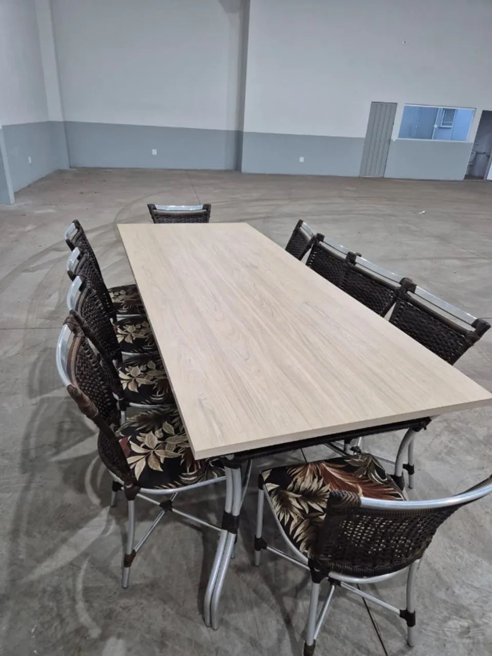 Mesa 2,50m com 10 cadeiras 