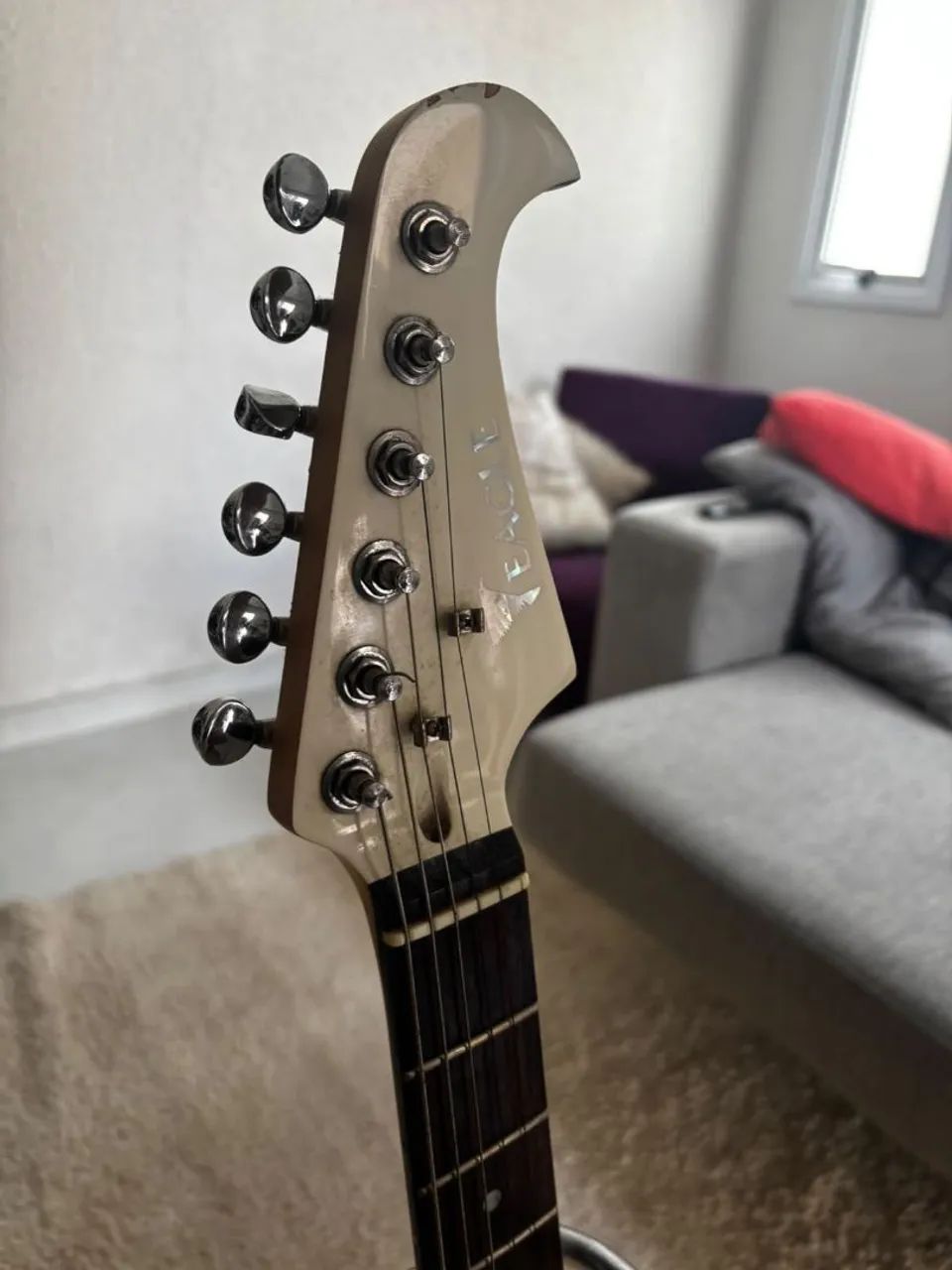 Guitarra Eagle semi nova  - Foto 2