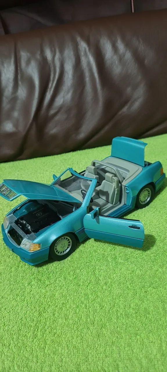 Miniatura 1/18 Mercedes 500 SL - Foto 4