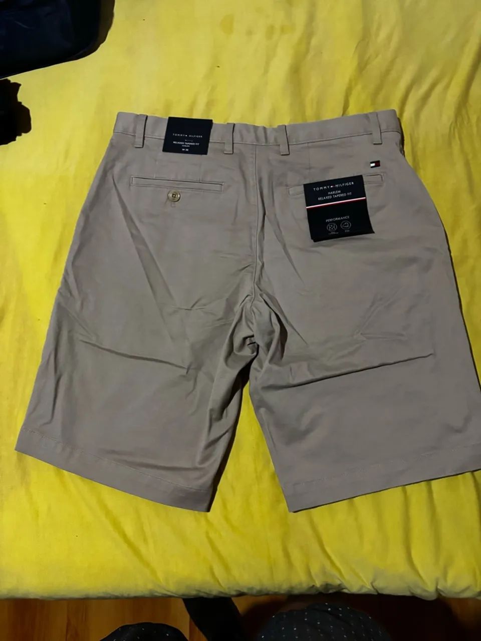 Bermuda Cargo Tommy Hilfiger Original nova  - Foto 2