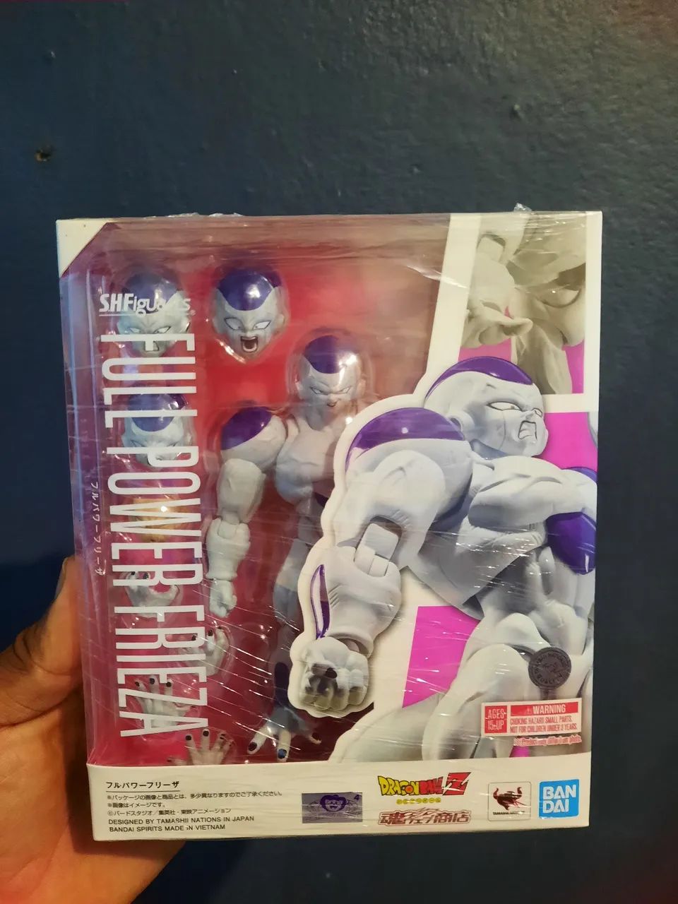 Boneco do Freeza da Bandai