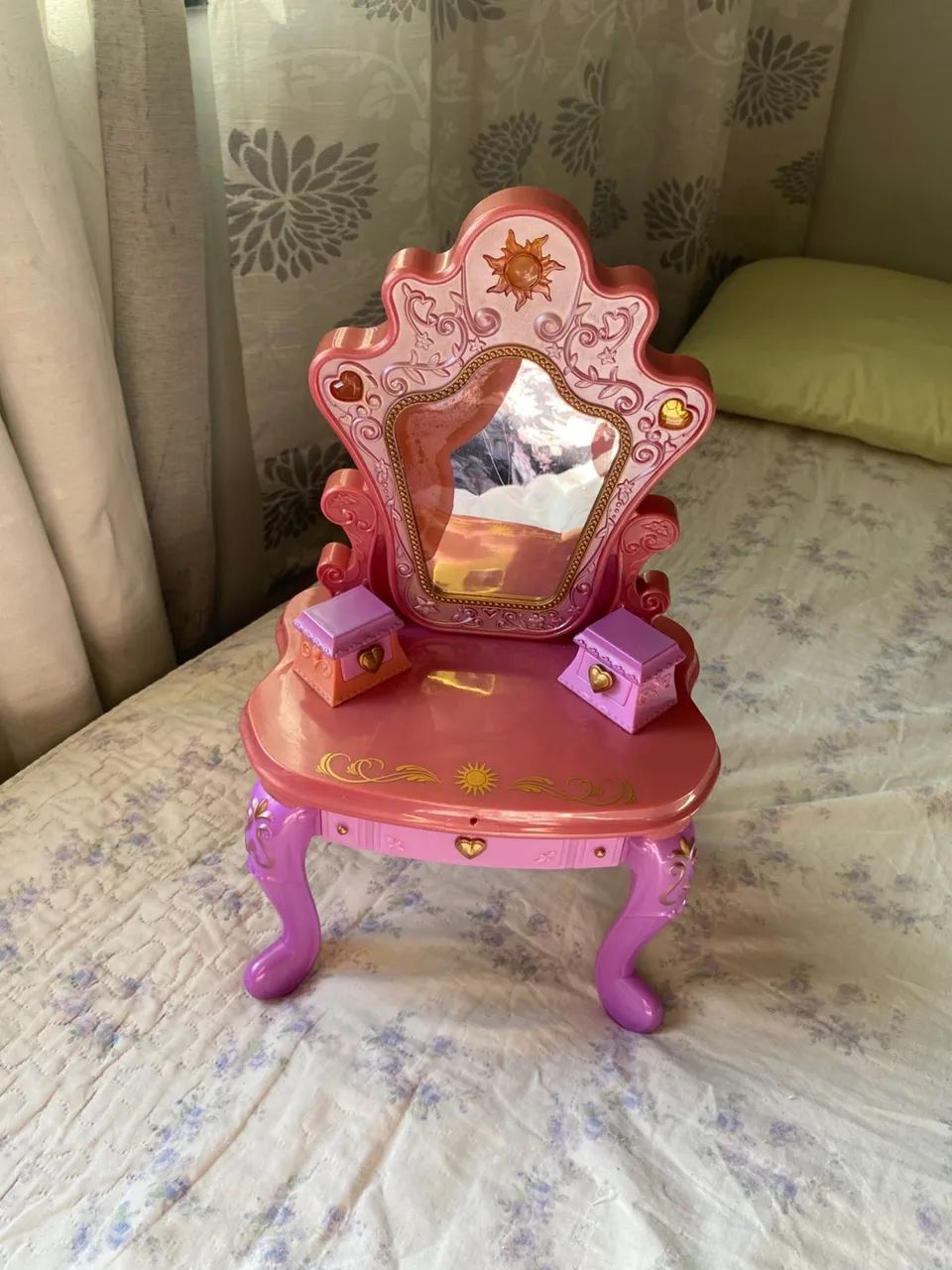 Boneca Rapunzel (Toddler Doll) (Radidade) com Penteadeira original usada - Foto 3